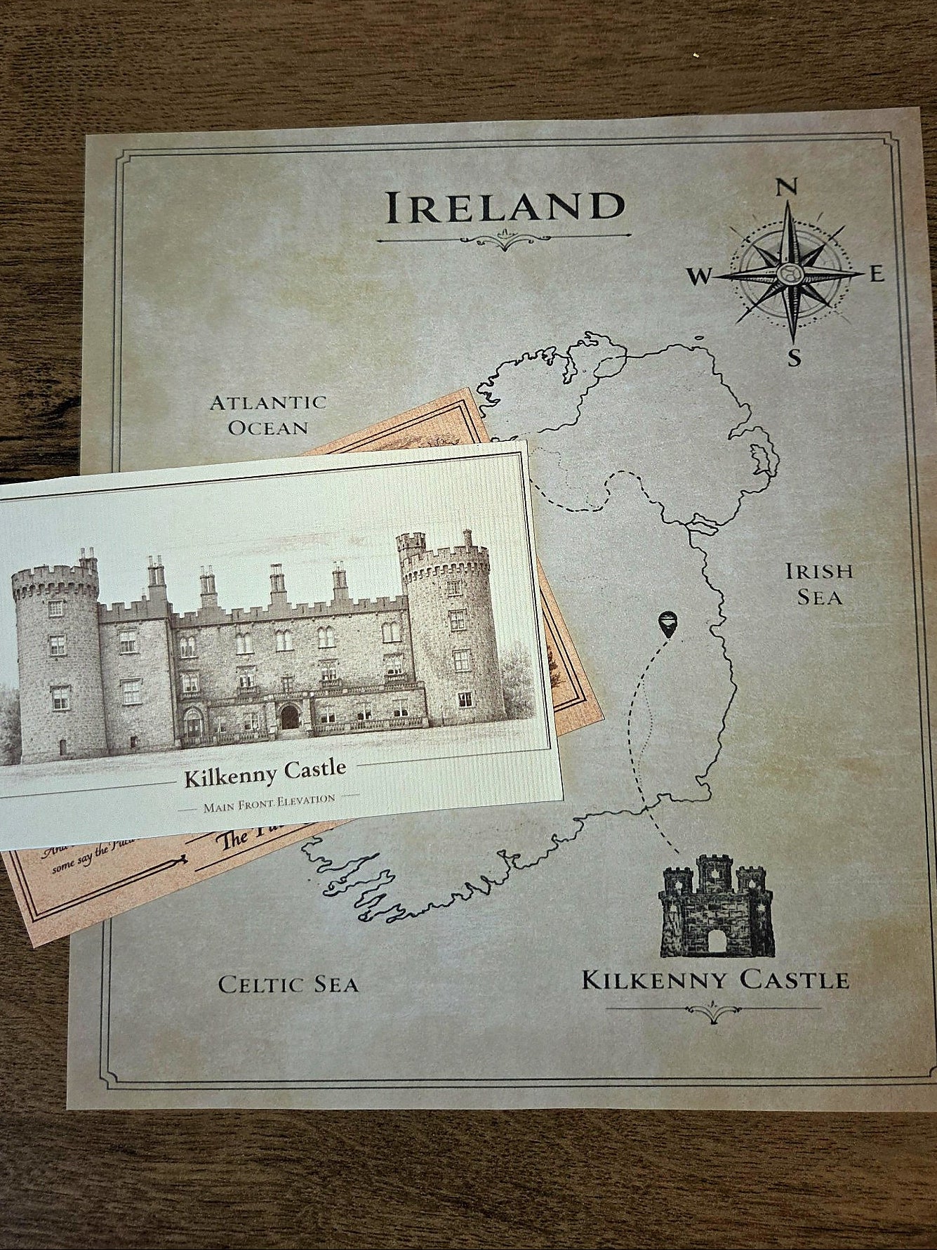 Moat & Mail Monthly Worldwide Subscription